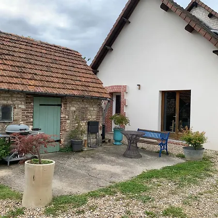 Holiday home Le Duo Porte-joyeux *